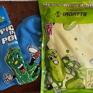 Mens Set of Pickle Themed Socks & Boxer Briefs. Size Medium NWT Stocking Stuffer